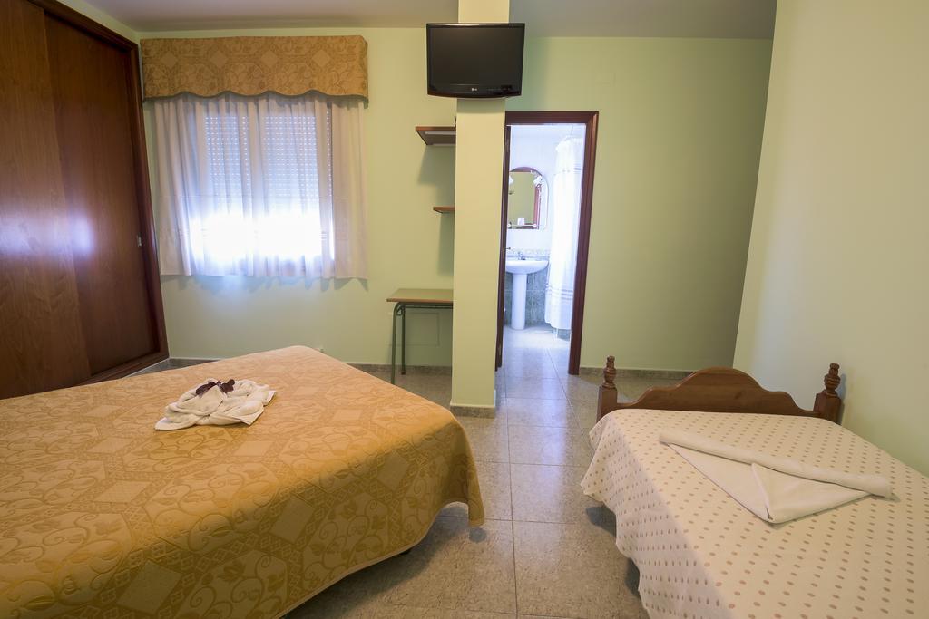 Hostal O Camouco Portonovo Exterior foto